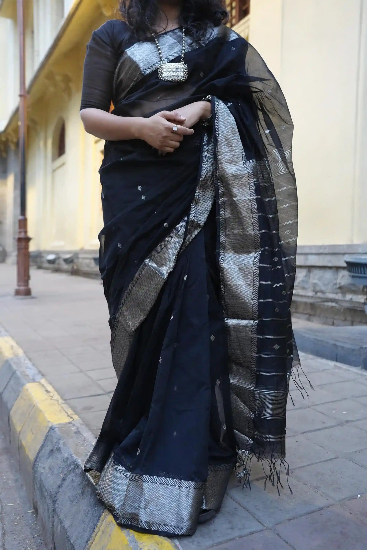 Swarna | Black - Silver Border