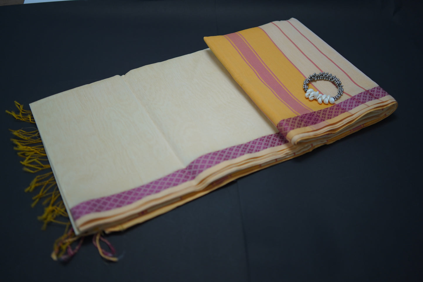 Tulip Yellow Silk Cotton Handloom Saree