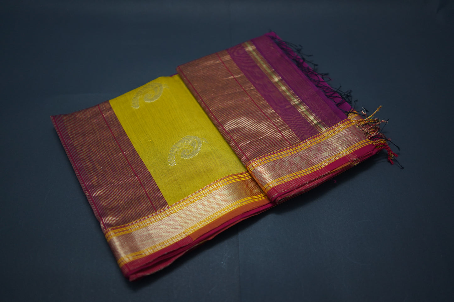 Varnika Mahroon| Honnesha Handloom Saree