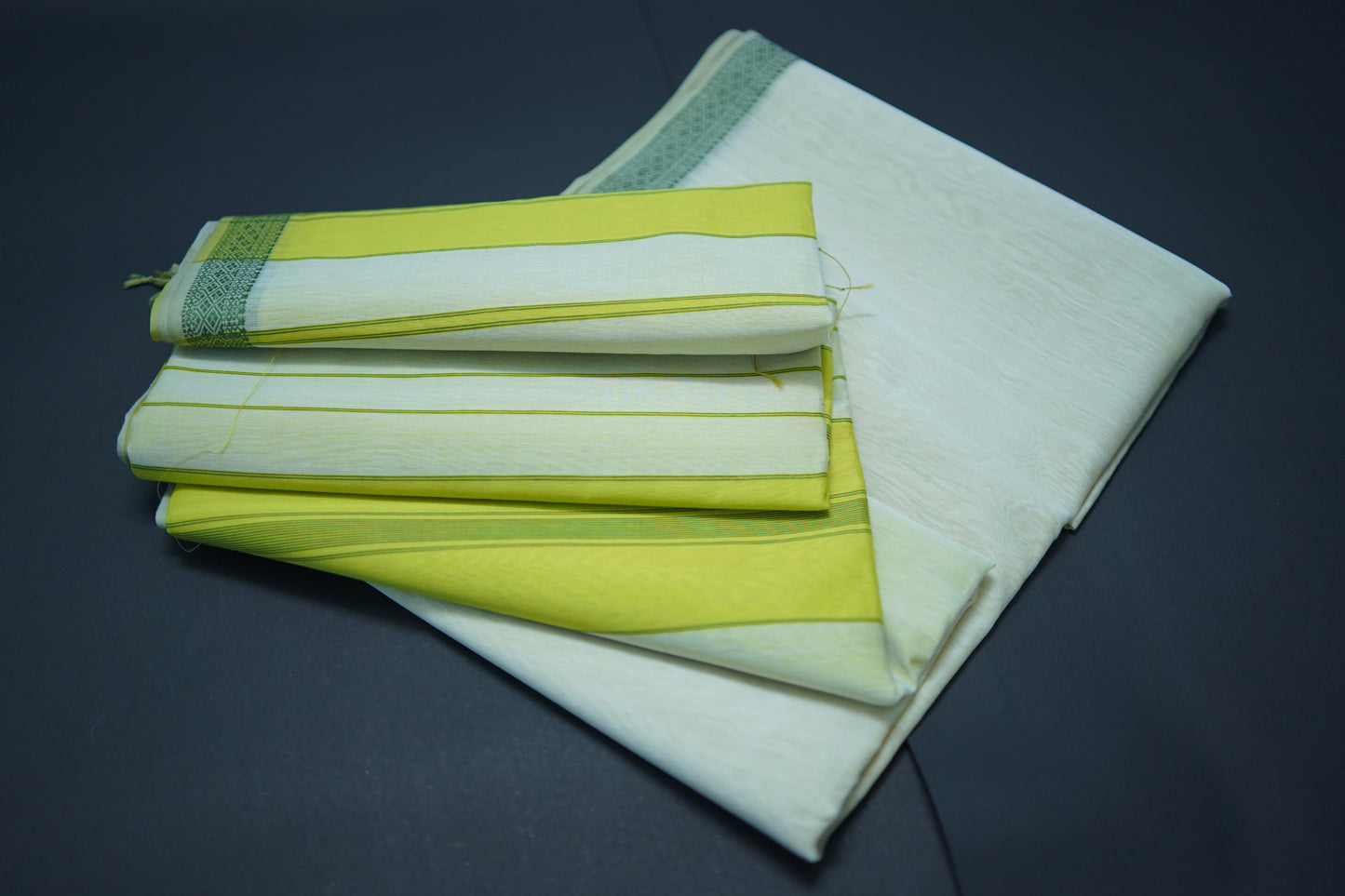 Tulip Green Silk Cotton Handloom Saree