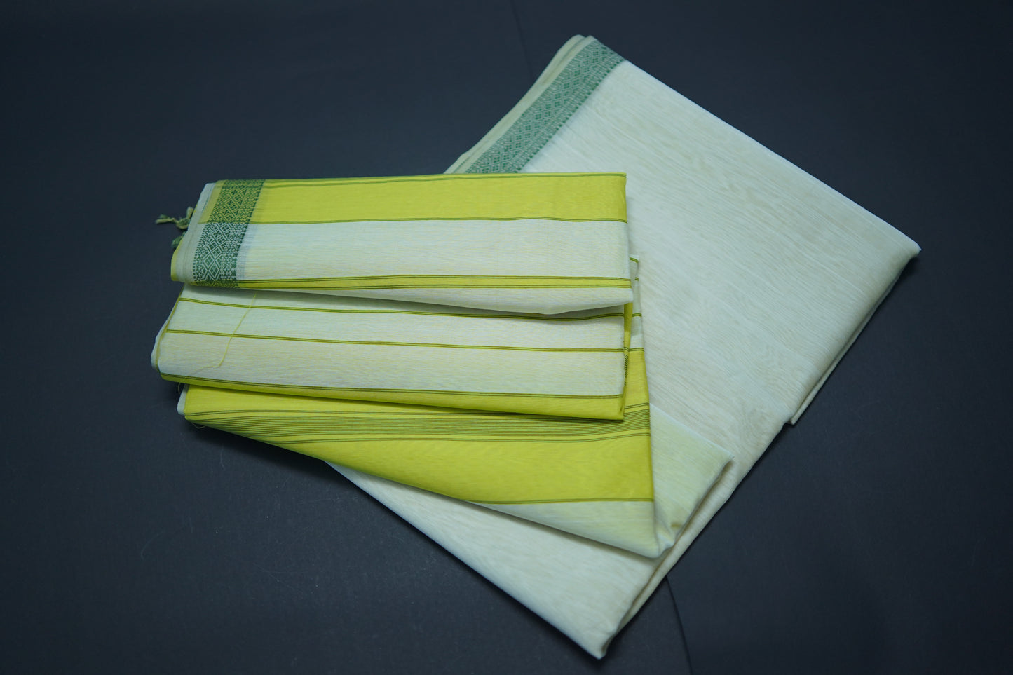 Tulip Green Silk Cotton Handloom Saree