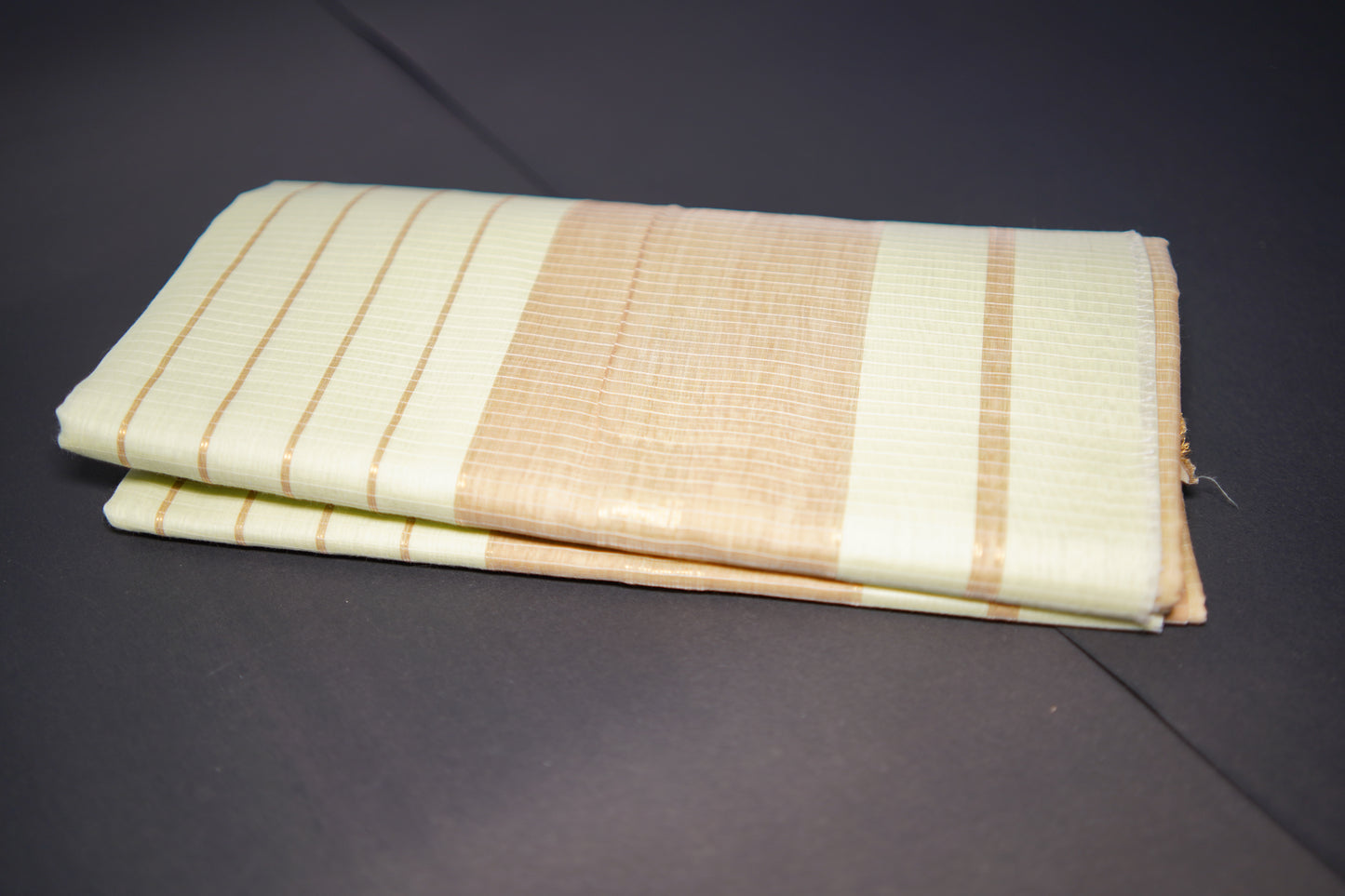 Orchid Cream Cotton Silk Handloom Saree