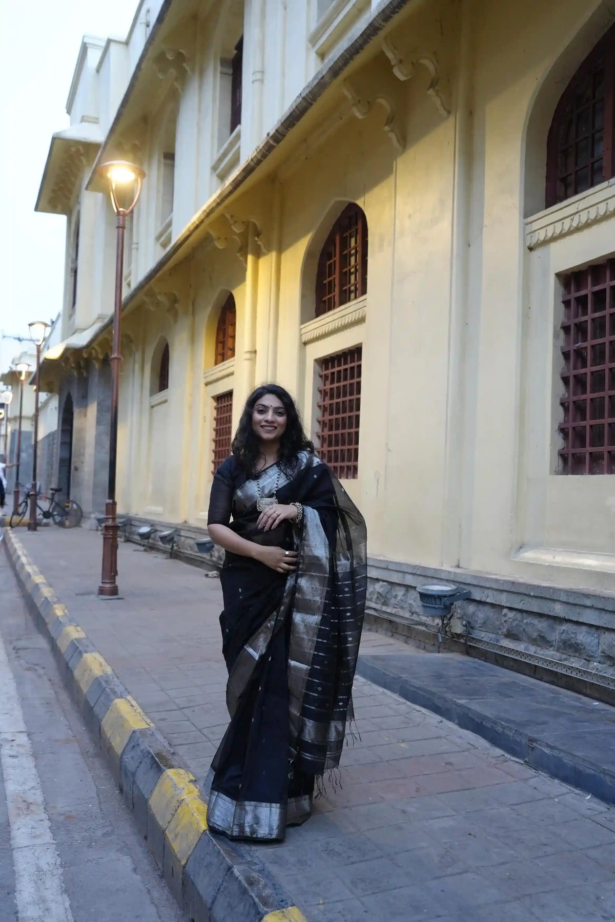 Swarna | Black - Silver Border