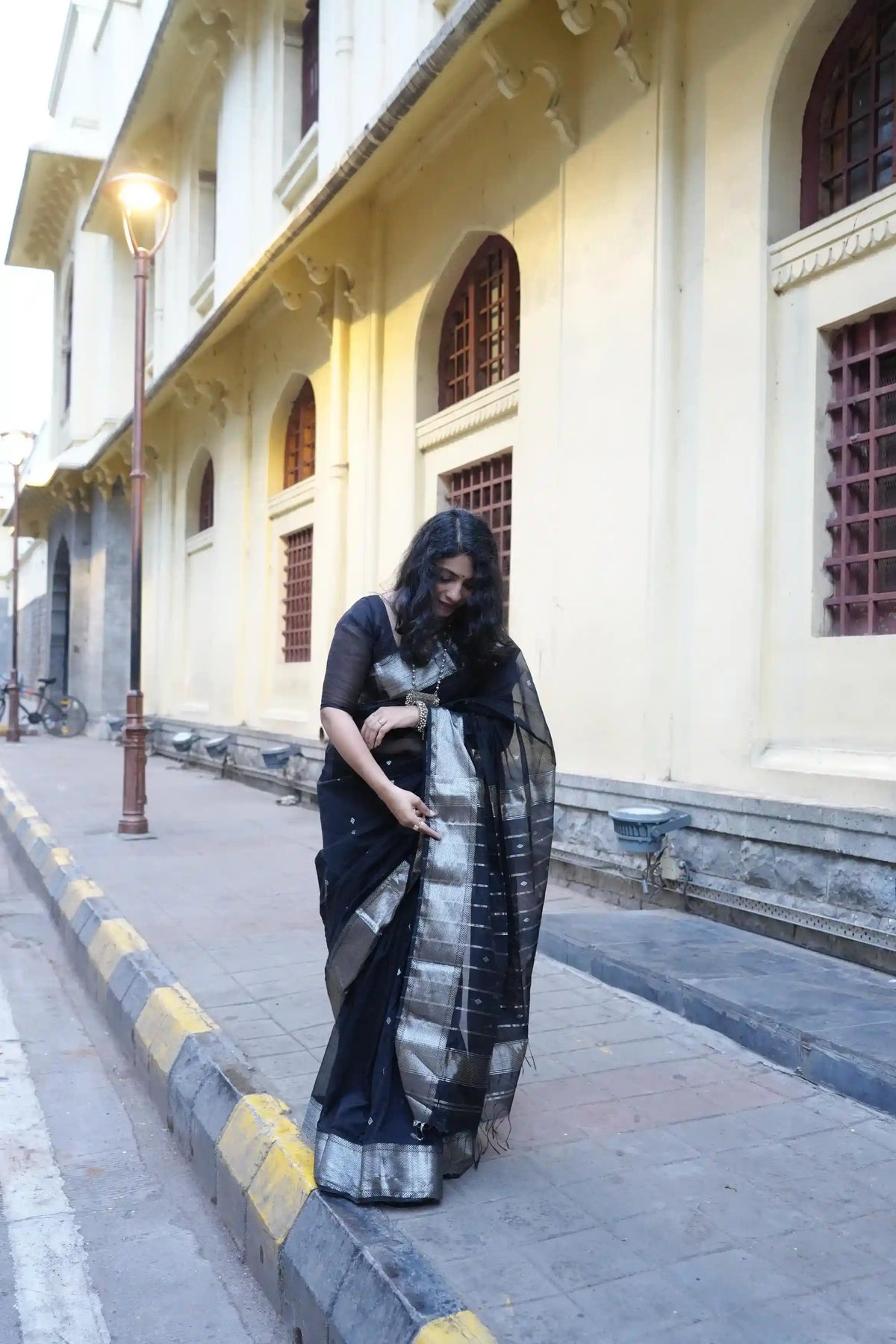 Swarna | Black - Silver Border