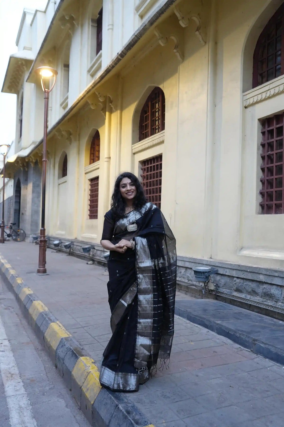 Swarna | Black - Silver Border