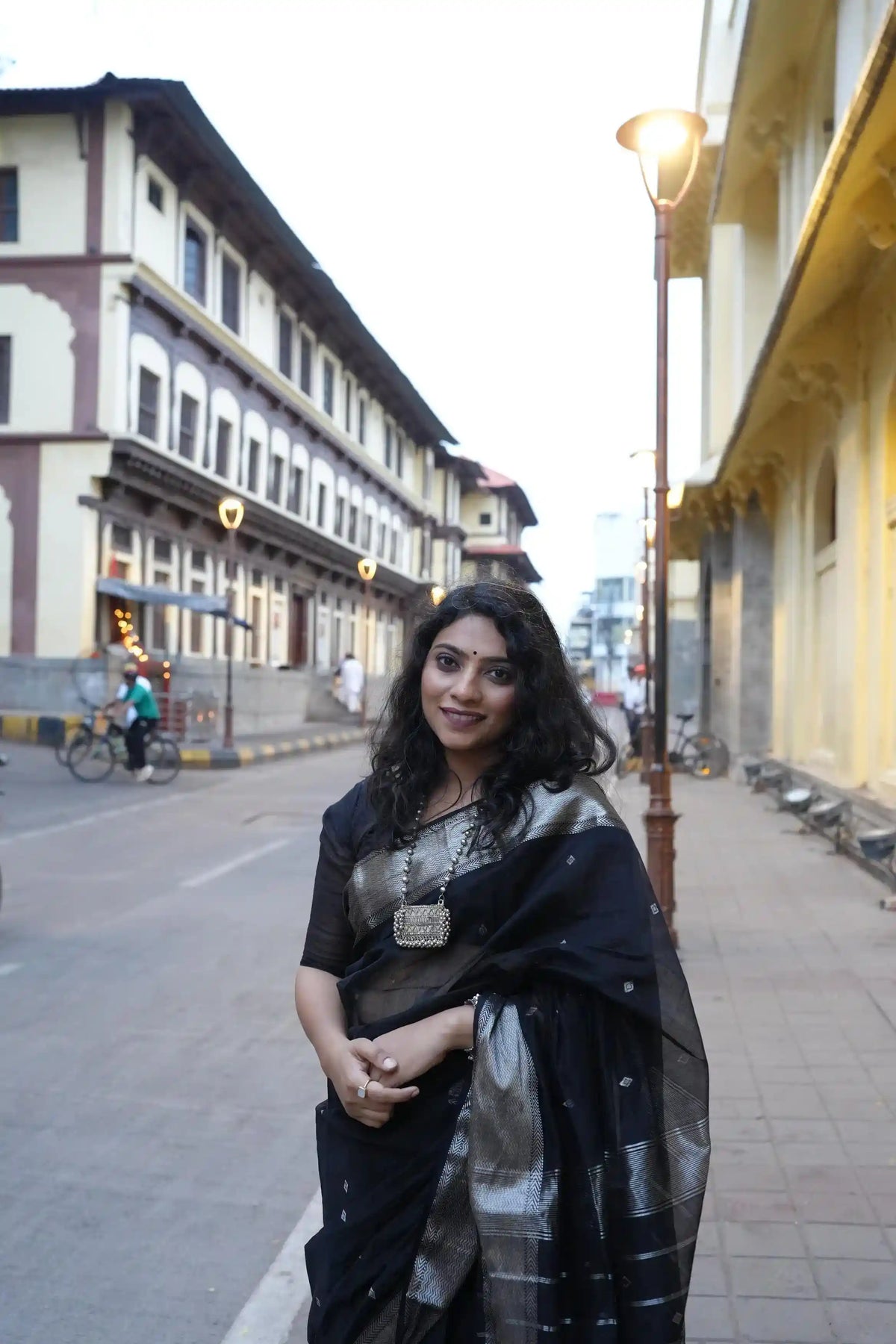 Swarna | Black - Silver Border