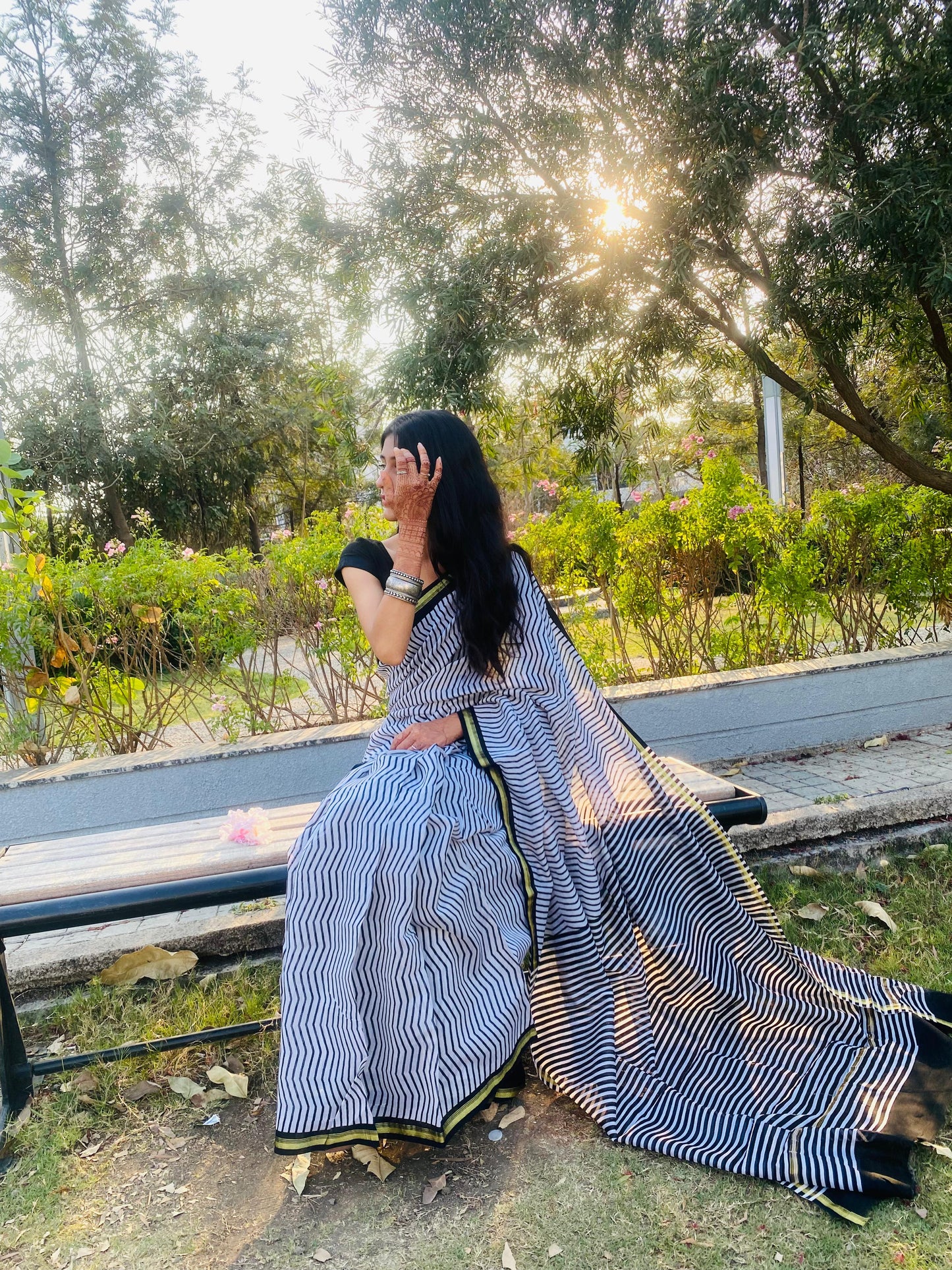 Black and White Chanderi Soft Fabric Saree