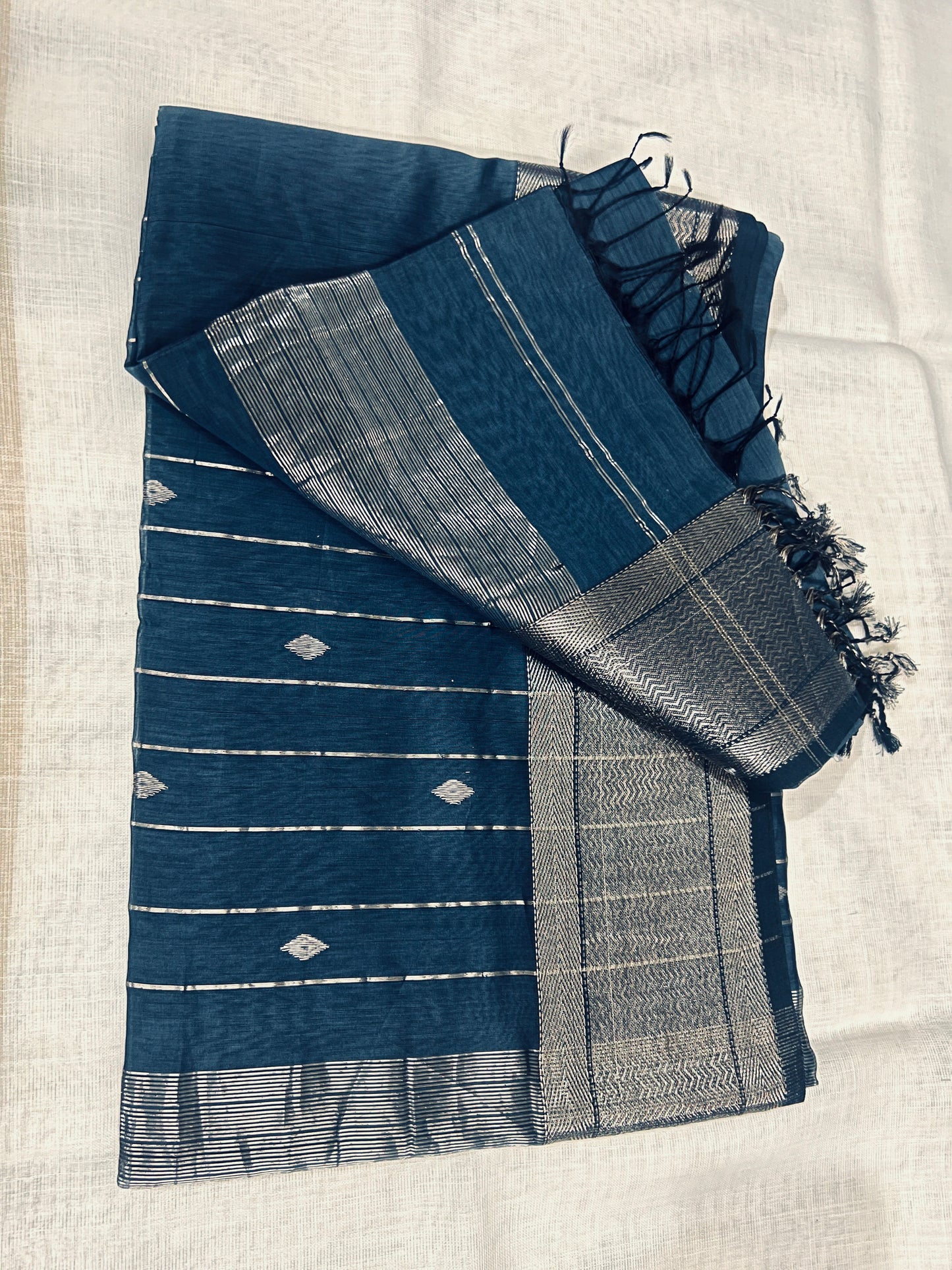 Virasat Bright Grey| Honnesha Cotton Silk Saree