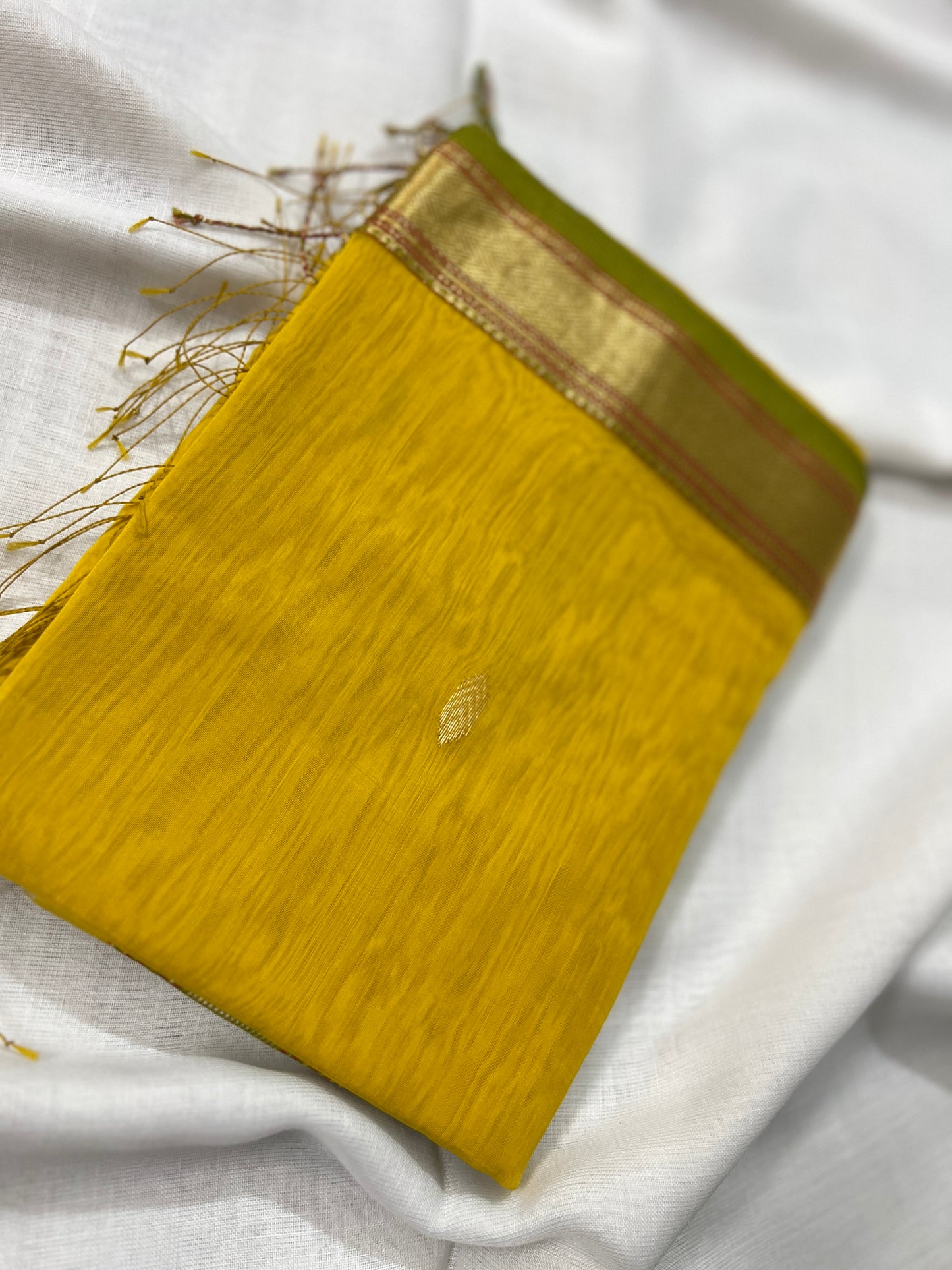 Varnika Green Yellow