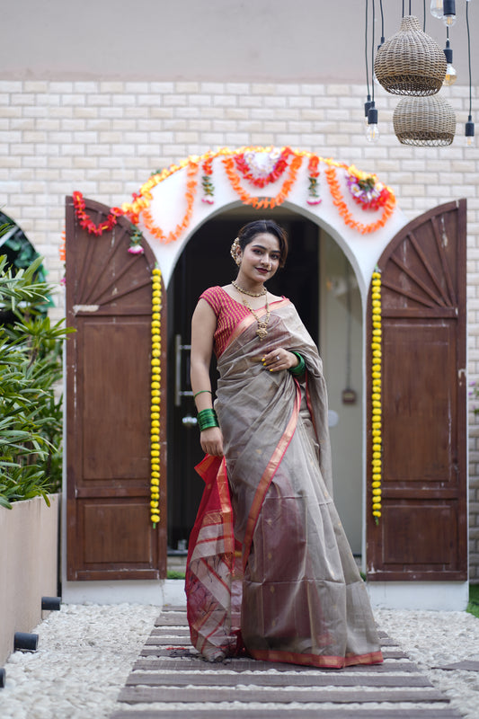 Chandrika | Beige Honnesha Handloom Saree