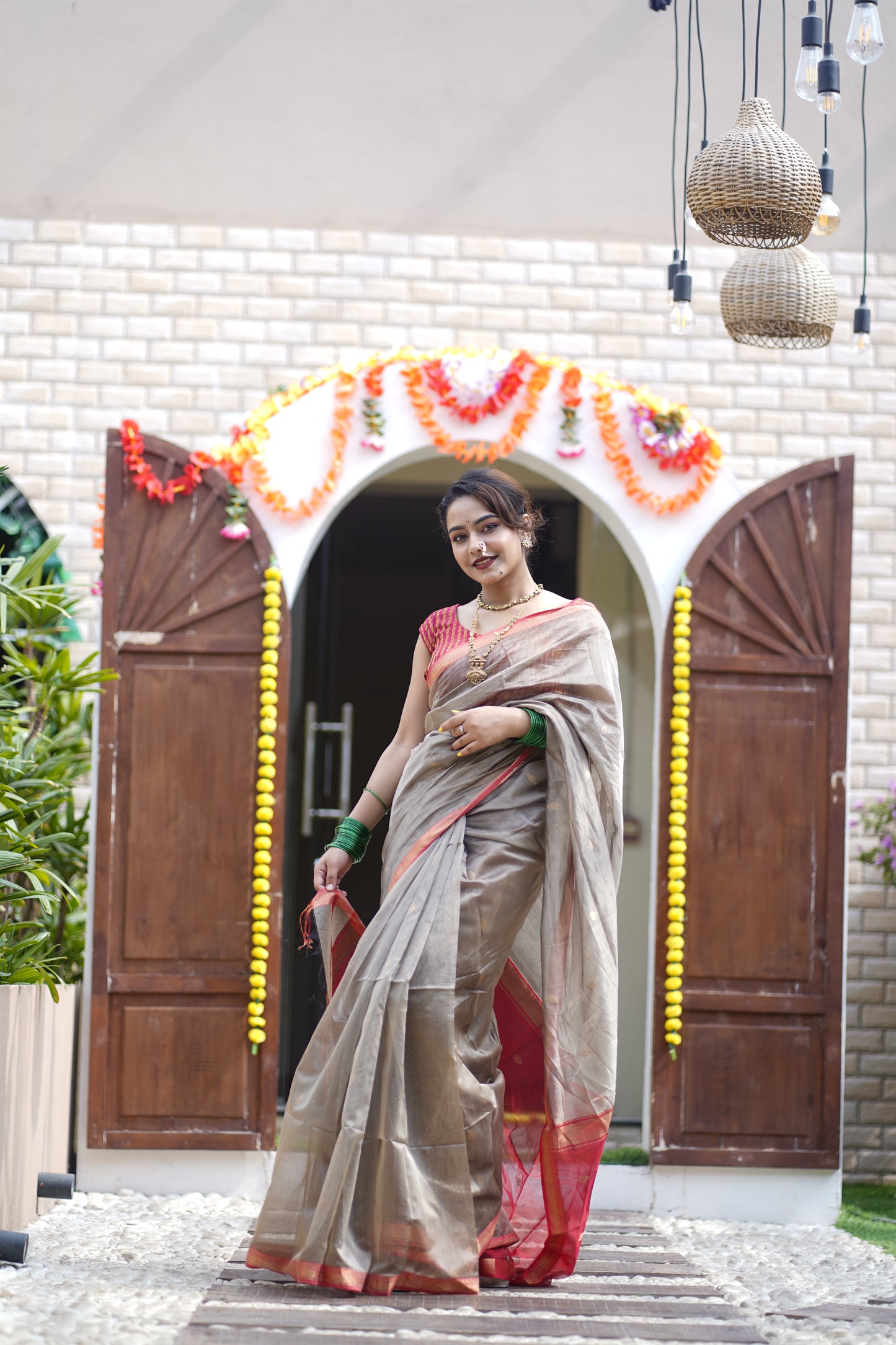 Chandrika | Beige Honnesha Handloom Saree
